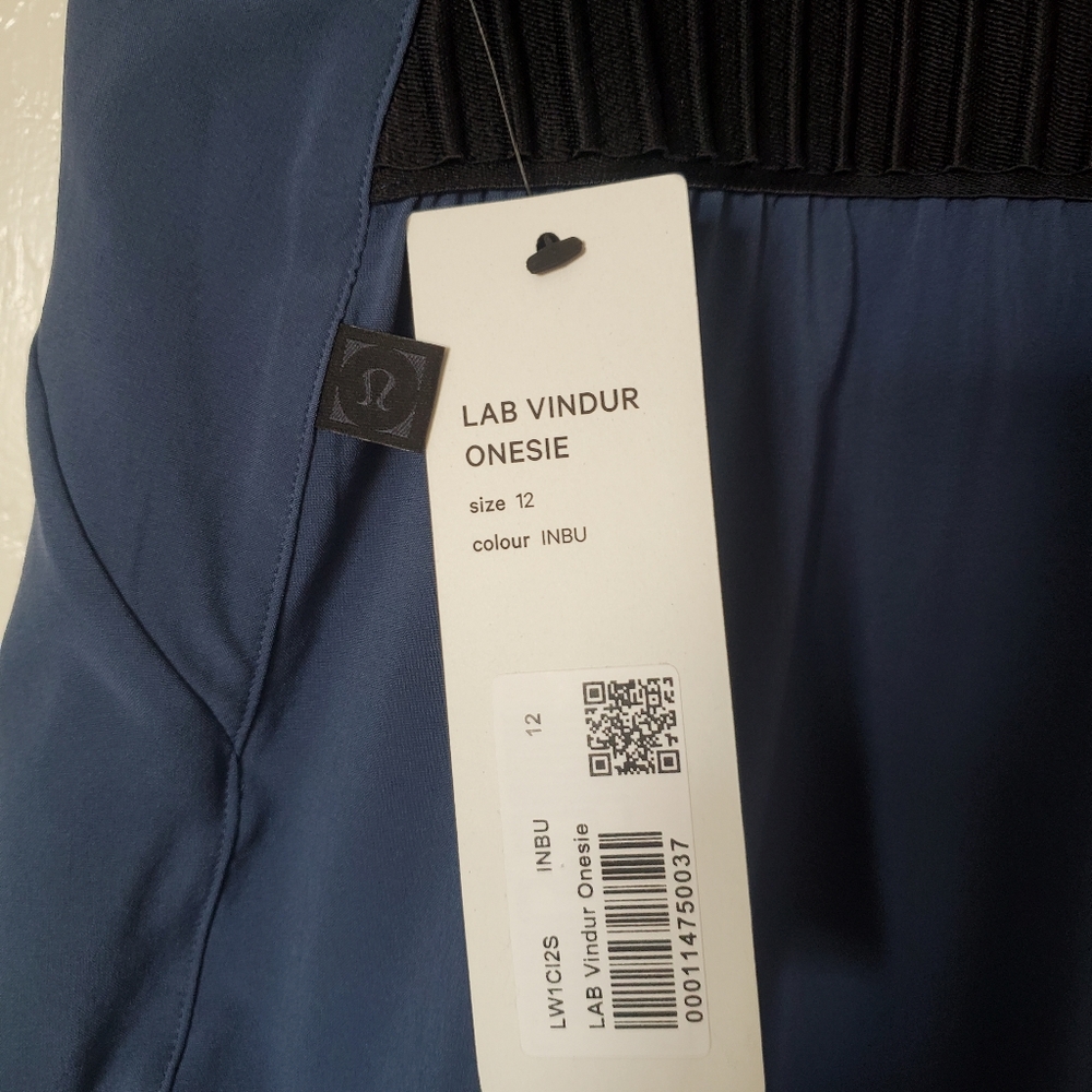 NEW Lululemon LAB Vindur Onesie, size 12 - Picture 4 of 10